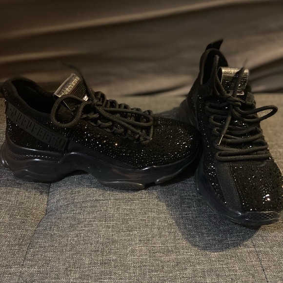 Brand New Maxima -R Black Steve Madden Sneakers - Picture 3 of 4